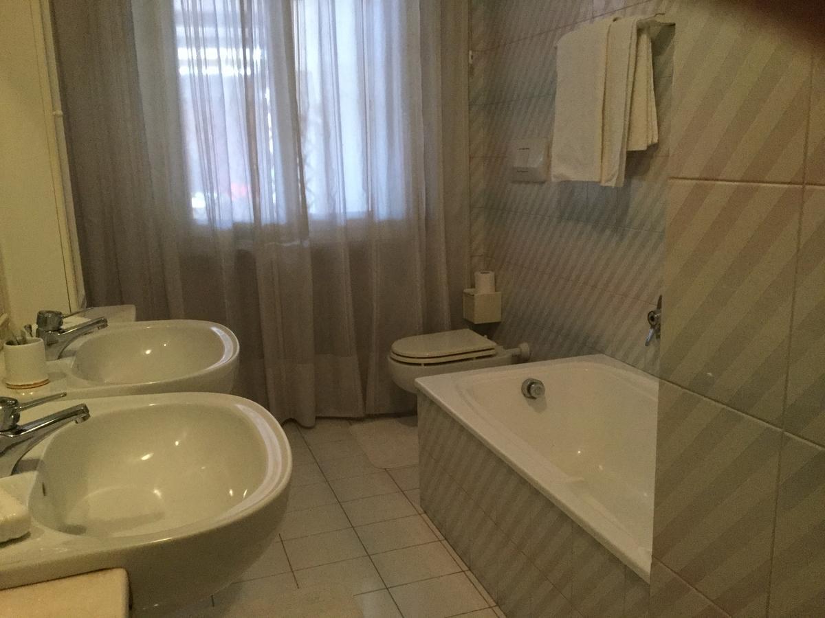 Albergo Diana Legnaro Buitenkant foto